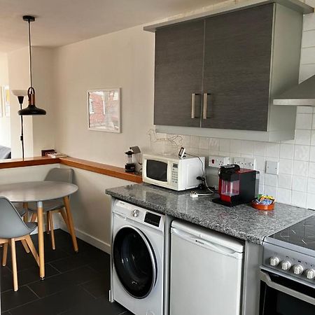 Lovely 2 Bedroom Flat In Central Londra Esterno foto