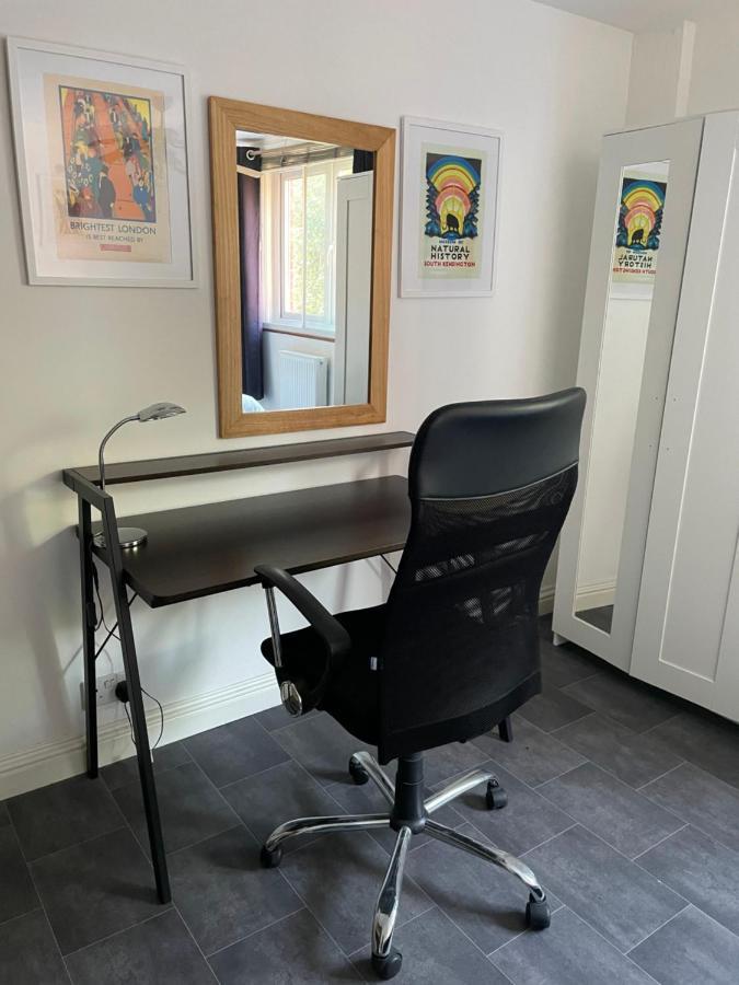 Lovely 2 Bedroom Flat In Central Londra Esterno foto